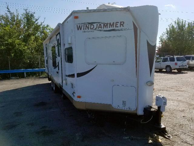 4X4TRLF20C1839927 - 2012 ROCK WINDJAMMER WHITE photo 1