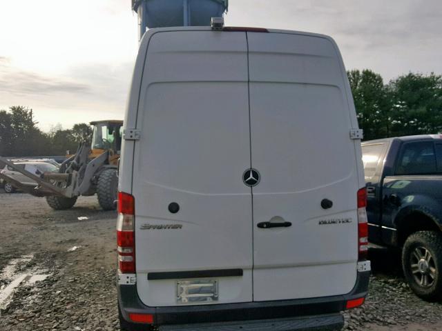 WD3PE7CC8C5656916 - 2012 MERCEDES-BENZ SPRINTER 2 WHITE photo 9