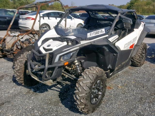 3JBVGAW25HK000504 - 2017 CAN-AM MAVERICK X WHITE photo 2