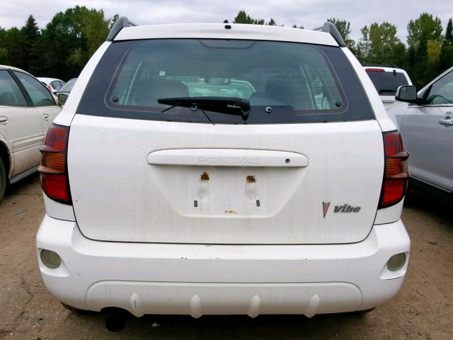 5Y2SL63885Z418572 - 2005 PONTIAC VIBE WHITE photo 9