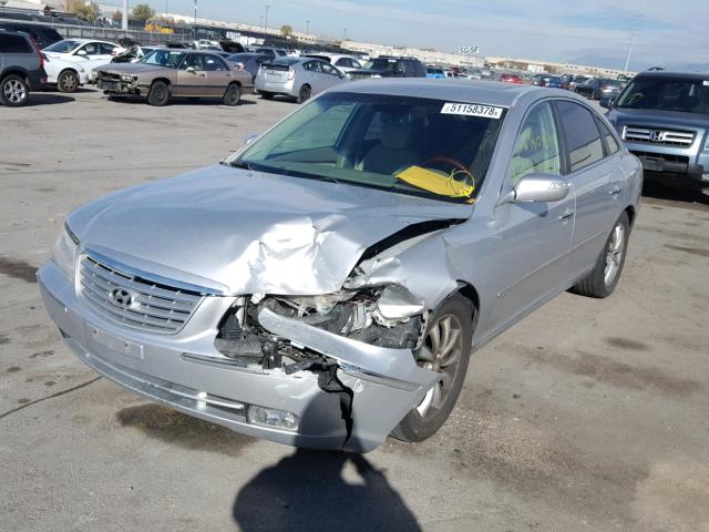 KMHFC46F68A303452 - 2008 HYUNDAI AZERA SE SILVER photo 2