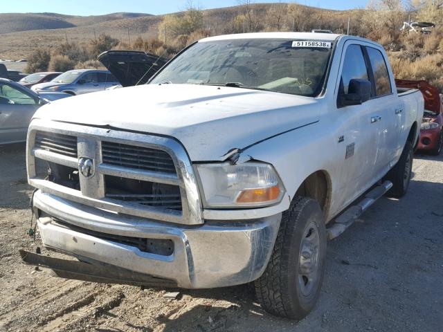 3D7TT2CT7BG509965 - 2011 DODGE RAM 2500 WHITE photo 2