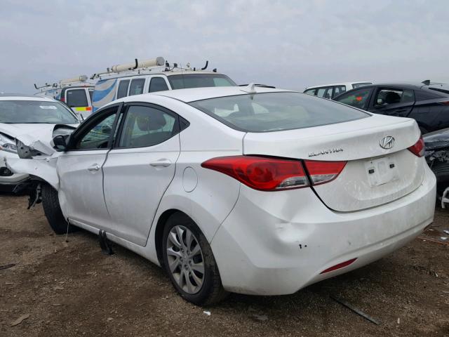 5NPDH4AE6CH117746 - 2012 HYUNDAI ELANTRA GL WHITE photo 3