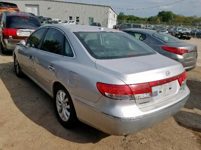 KMHFC46F18A283532 - 2008 HYUNDAI AZERA SE SILVER photo 3