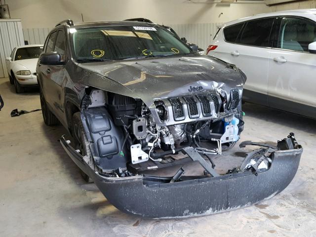 1C4PJMCB5JD530264 - 2018 JEEP CHEROKEE L GRAY photo 1