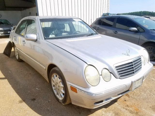 WDBJF65JXYB158884 - 2000 MERCEDES-BENZ E 320 SILVER photo 1