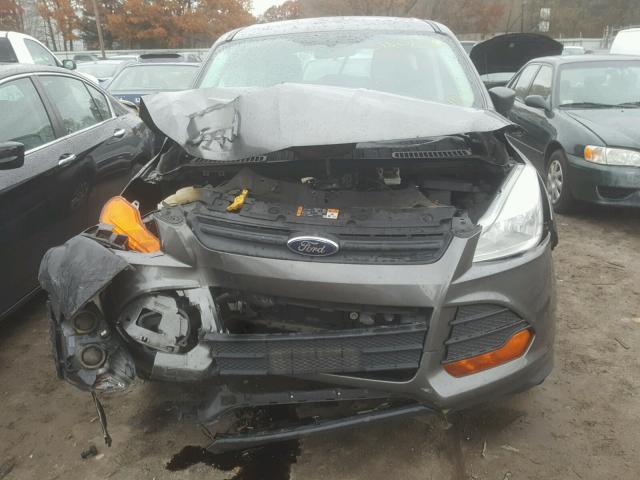 1FMCU0F76DUC29847 - 2013 FORD ESCAPE S GRAY photo 9