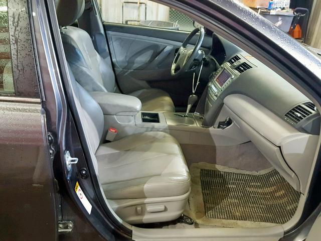 JTNBB46K573044230 - 2007 TOYOTA CAMRY HYBR GRAY photo 5