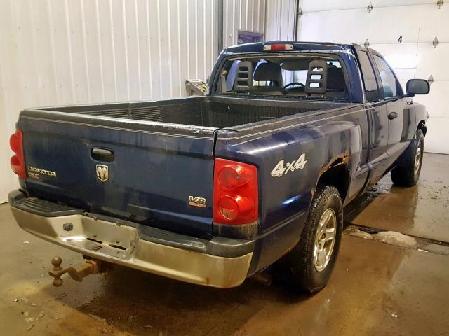 1D7HW42N86S655298 - 2006 DODGE DAKOTA SLT BLUE photo 4