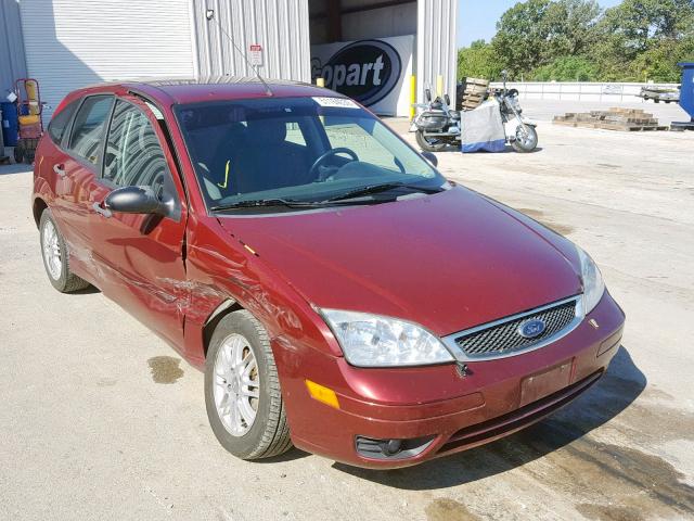 1FAFP37N56W225485 - 2006 FORD FOCUS ZX5 MAROON photo 1