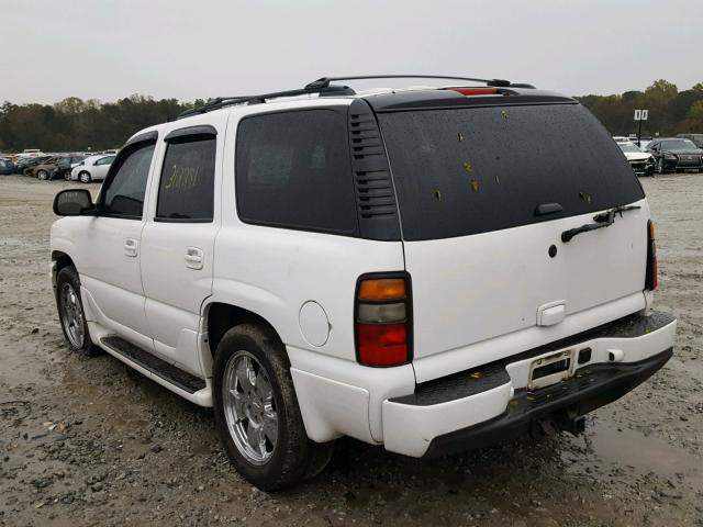 1GKEK63U26J122626 - 2006 GMC YUKON DENA WHITE photo 3