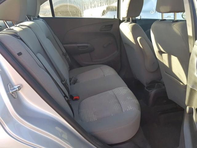 1G1JA5SG6G4174241 - 2016 CHEVROLET SONIC LS 银色 照片 6