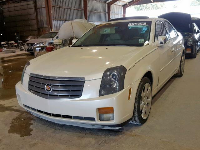 1G6DP567050187054 - 2005 CADILLAC CTS HI FEA WHITE photo 2