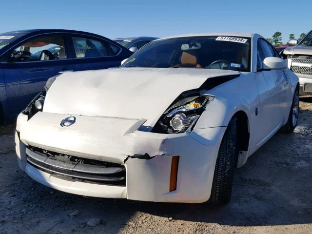 JN1BZ34E38M751011 - 2008 NISSAN 350Z COUPE WHITE photo 2