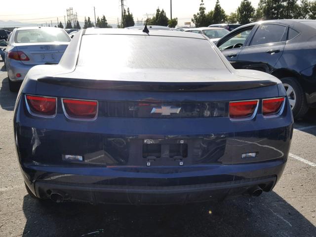 2G1FE1E37C9196963 - 2012 CHEVROLET CAMARO LS BLUE photo 9