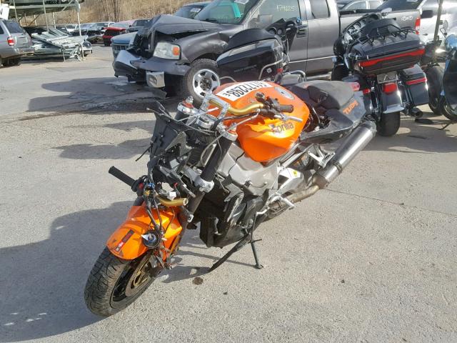 ZD4RRTT149S001130 - 2009 APRILIA TUONO 1000 ORANGE photo 2