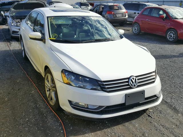 1VWBT7A33FC006347 - 2015 VOLKSWAGEN PASSAT SE WHITE photo 1