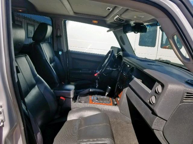 1J8HG58208C182609 - 2008 JEEP COMMANDER ვერცხლისფერი ფოტო 5