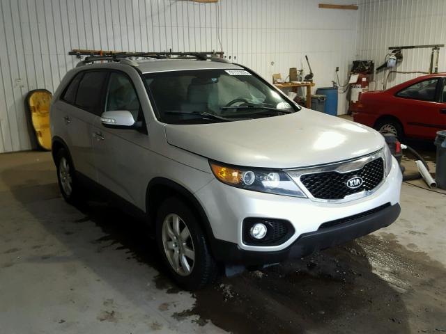 5XYKT4A68DG352088 - 2013 KIA SORENTO LX SILVER photo 1