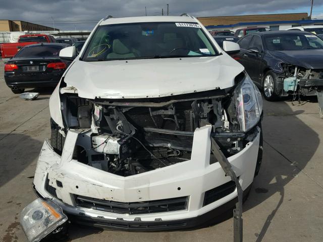 3GYFNAEY4AS585881 - 2010 CADILLAC SRX LUXURY WHITE photo 9