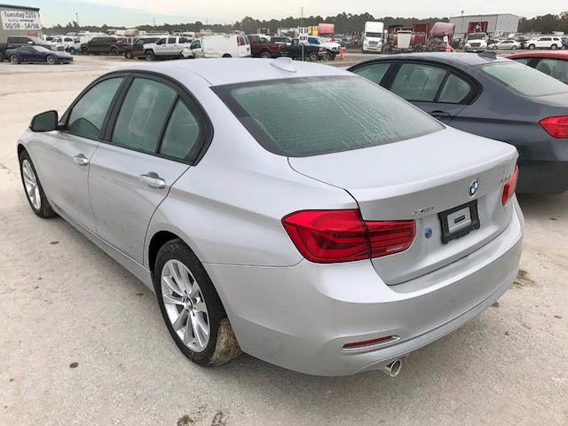 WBA8E5G56JNU46710 - 2018 BMW 320 XI SILVER photo 3