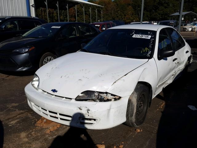 1G1JC524427352946 - 2002 CHEVROLET CAVALIER B WHITE photo 2