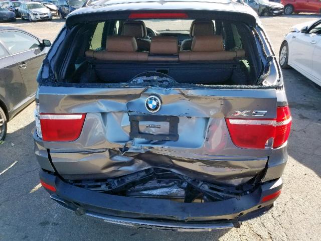 5UXFE8C51AL312652 - 2010 BMW X5 XDRIVE4 GRAY photo 9