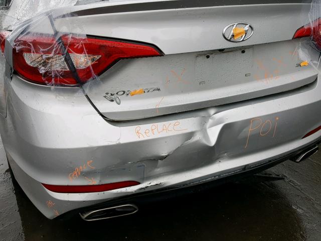 5NPE34AF8GH425812 - 2016 HYUNDAI SONATA SPO SILVER photo 9