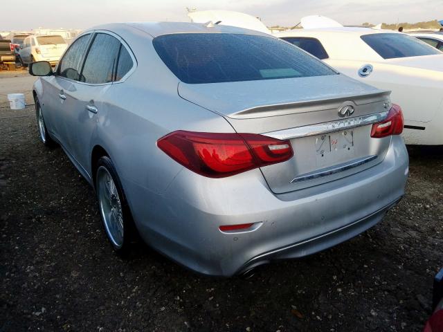 JN1BY1AP8JM181221 - 2018 INFINITI Q70 3.7 LU SILVER photo 3