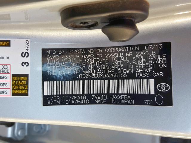 JTDZN3EUXD3288166 - 2013 TOYOTA PRIUS V SILVER photo 10