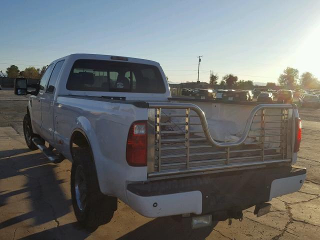 1FTWW30R08EB03636 - 2008 FORD F350 SRW S WHITE photo 3