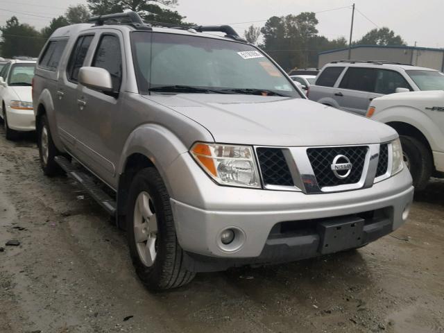 1N6AD07U58C409300 - 2008 NISSAN FRONTIER C SILVER photo 1