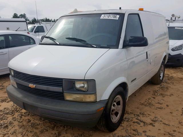 1GCDM19W81B141083 - 2001 CHEVROLET ASTRO WHITE photo 2