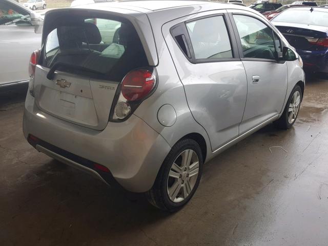 KL8CD6S95FC737761 - 2015 CHEVROLET SPARK 1LT SILVER photo 4