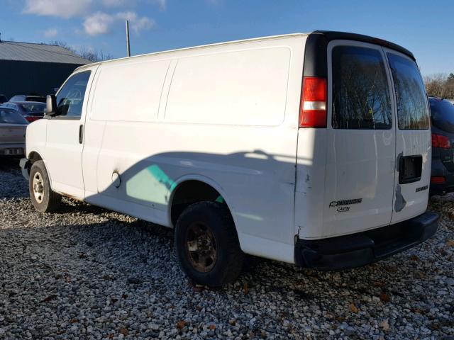 1GCFG15TX31163994 - 2003 CHEVROLET EXPRESS G1 WHITE photo 3