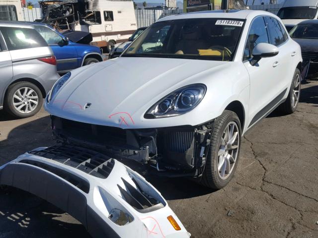 WP1AB2A50GLB51755 - 2016 PORSCHE MACAN S WHITE photo 2