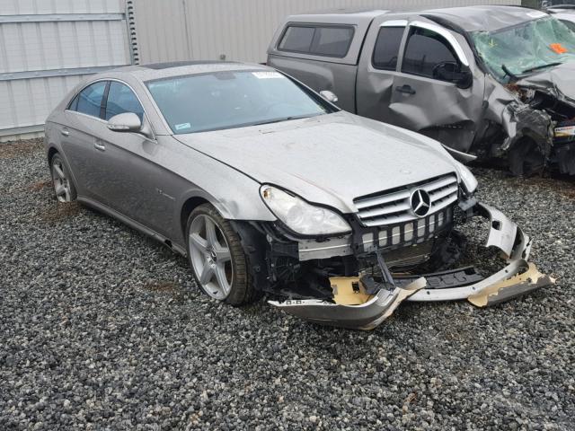 WDDDJ76XX6A074109 - 2006 MERCEDES-BENZ CLS 55 AMG SILVER photo 1