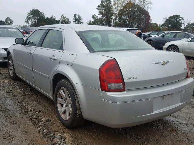 2C3KA53G76H496208 - 2006 CHRYSLER 300 TOURIN SILVER photo 3