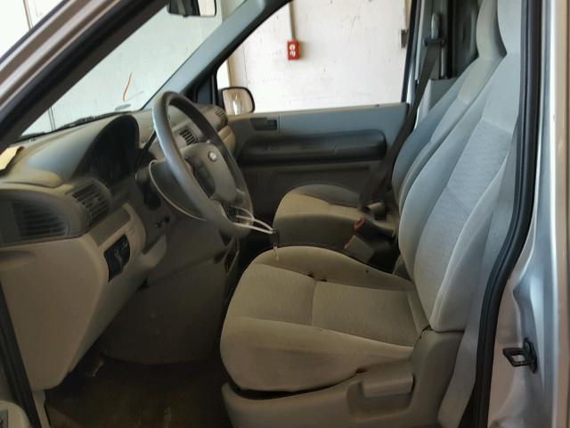 2FMZA51674BA91286 - 2004 FORD FREESTAR S GRAY photo 5