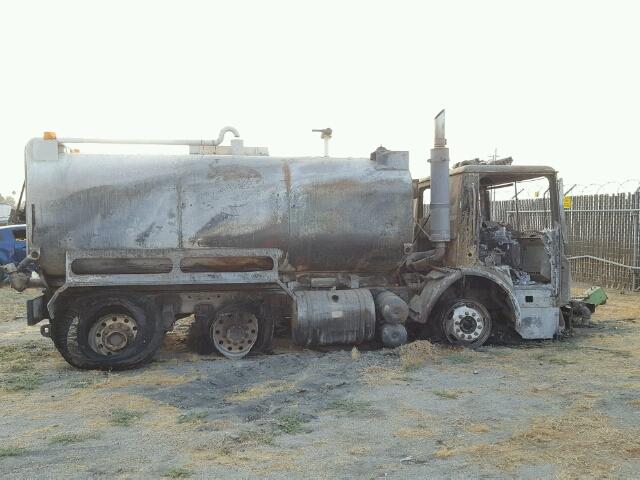 1M2K195C3NM003418 - 1992 MACK 600 MR600 BURN photo 9