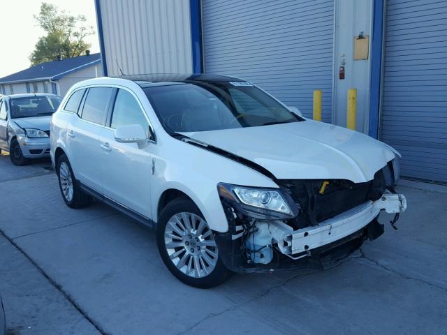 2LMHJ5AT0CBL50284 - 2012 LINCOLN MKT WHITE photo 1