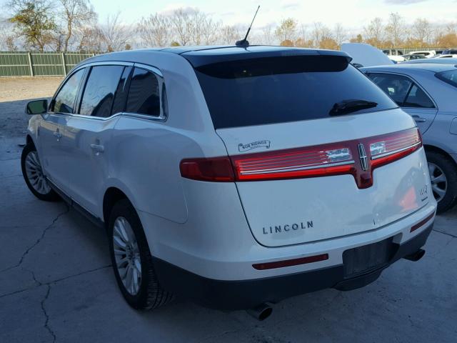 2LMHJ5AT0CBL50284 - 2012 LINCOLN MKT WHITE photo 3