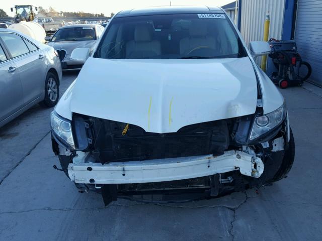 2LMHJ5AT0CBL50284 - 2012 LINCOLN MKT WHITE photo 9