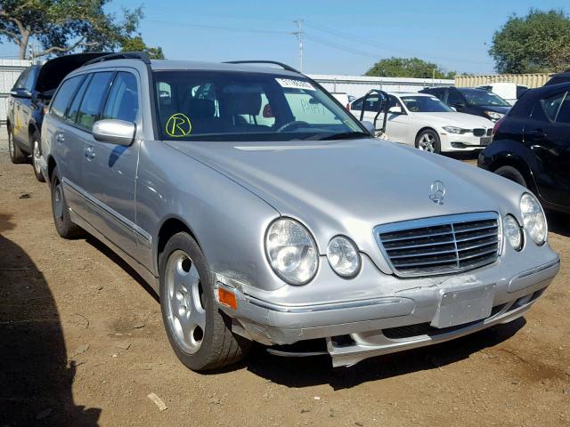 WDBJH65J01B378454 - 2001 MERCEDES-BENZ E 320 SILVER photo 1