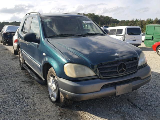 4JGAB54E7WA022660 - 1998 MERCEDES-BENZ ML 320 GREEN photo 1