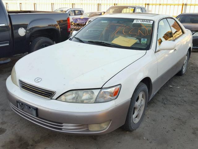 JT8BF28G0W5040139 - 1998 LEXUS ES 300 TWO TONE photo 2