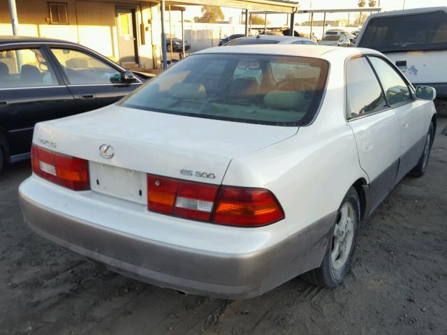 JT8BF28G0W5040139 - 1998 LEXUS ES 300 TWO TONE photo 4