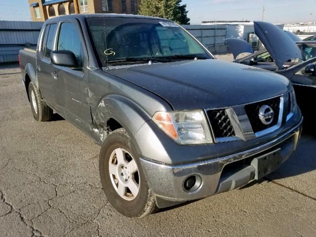 1N6AD07W75C449987 - 2005 NISSAN FRONTIER C GRAY photo 1