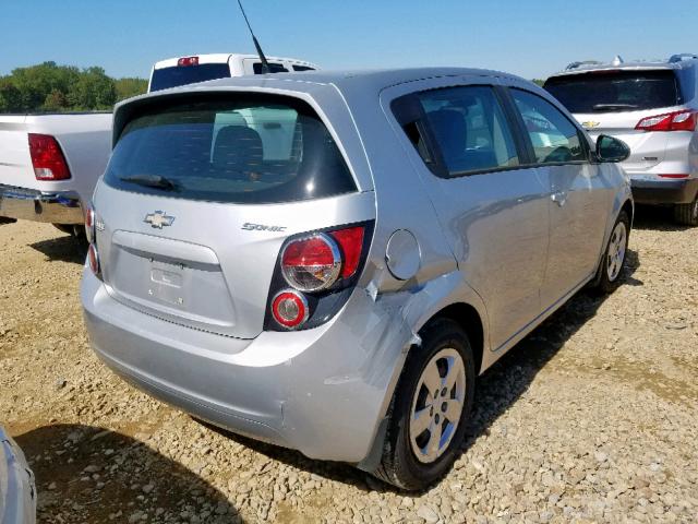 1G1JA6SHXD4100735 - 2013 CHEVROLET SONIC LS GRAY photo 4