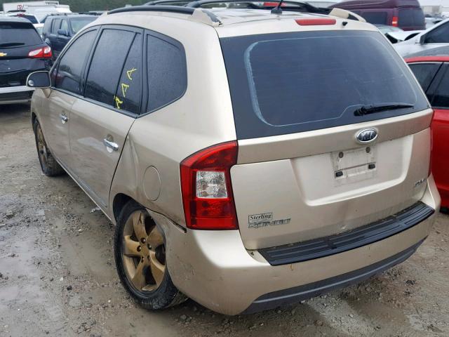 KNAFG526X77114011 - 2007 KIA RONDO LX TAN photo 3